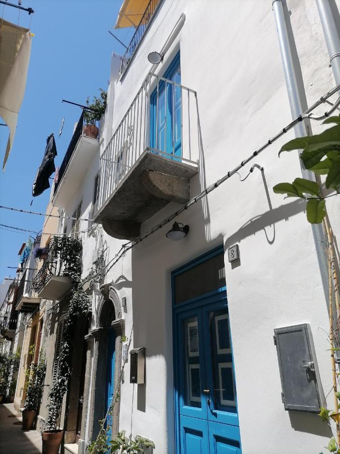"La Casa Dell'Architetto" Con Terrazza Panoramica In Centro Storico E A Due Passi Dal Porto Villa Lipari  Exterior photo